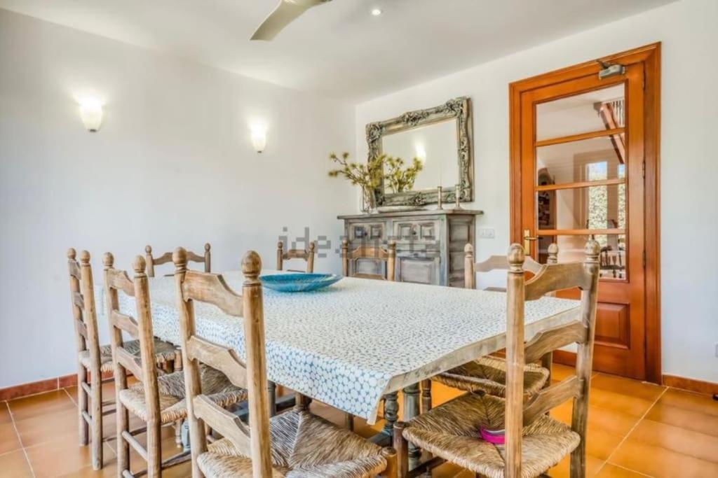 La Calma Espectacular Villa Con Jardin Y Piscina En Menorca سالغار المظهر الخارجي الصورة
